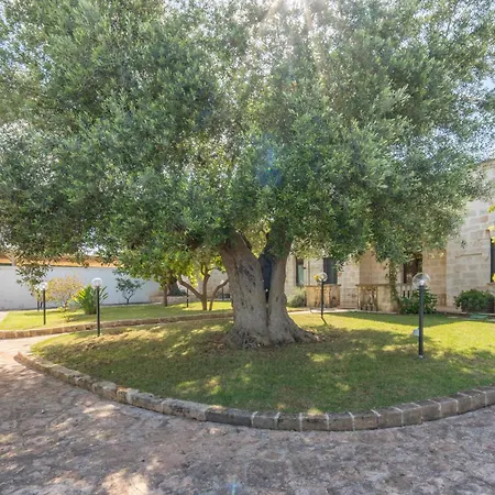 Bed & Breakfast Dimora Tauro 4*